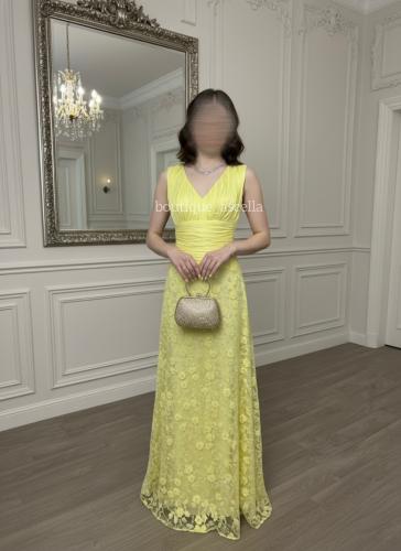 فستان نادره