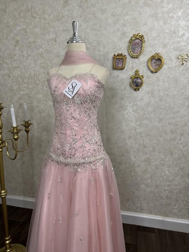 فستان باربي