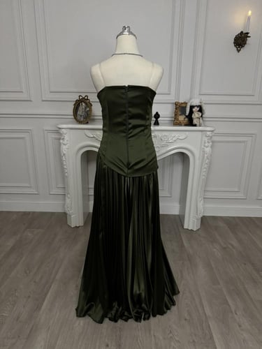 فستان نواره