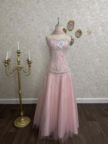 فستان باربي