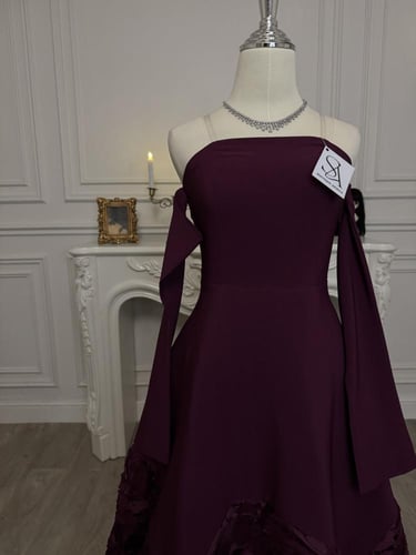 فستان لارا التوتي