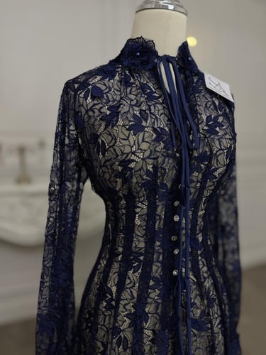 فستان عفراء الكحلي