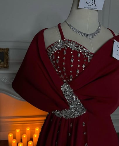 فستان سراب الاحمر