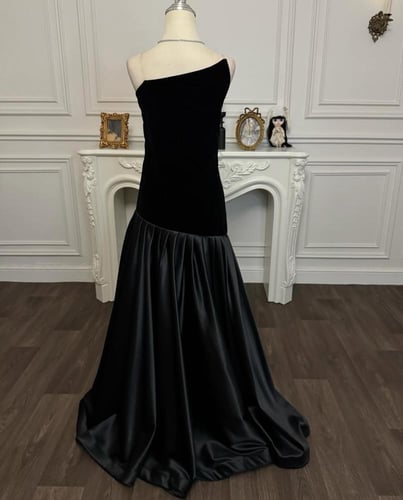 فستان ارجوان الاسود