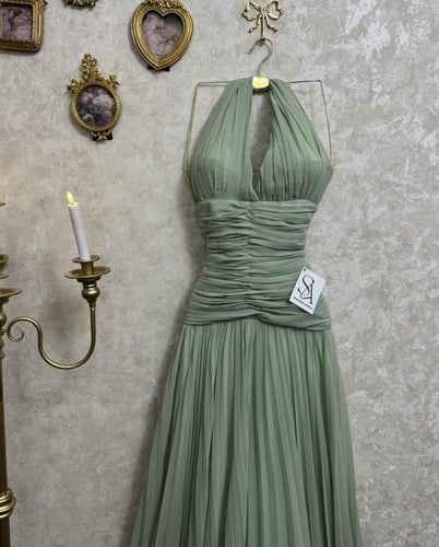 فستان مترفه