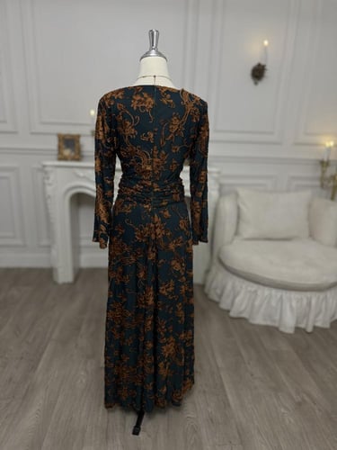 فستان رينام