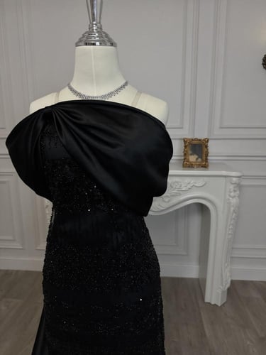 فستان روابي الاسود