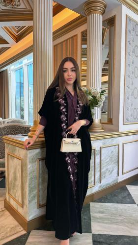 Luxury Korean velvet abaya with a half cloak, with a pink and purple rose pattern