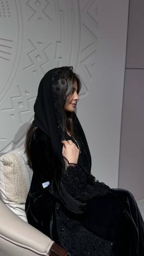 Soft velvet Dalaa abaya
