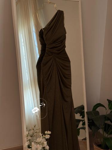 Soft evening dress olive