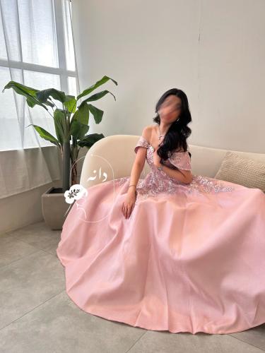 Elegant pink evening dress