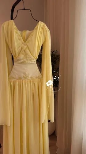 فستان ناعم طويل شيفون ليموني