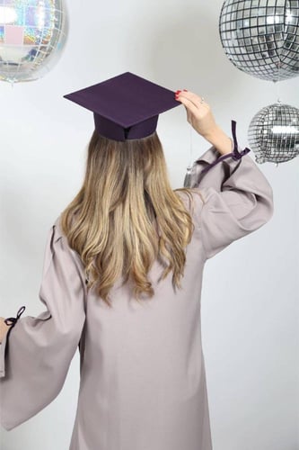 عباية تخرج 2025