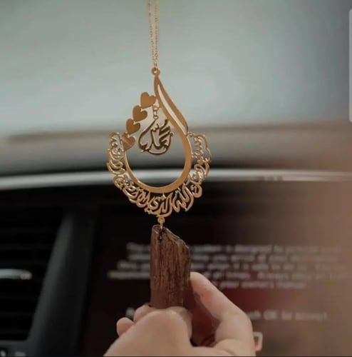 تعليقة بشكل قطرة يدويه مع كسرة العود