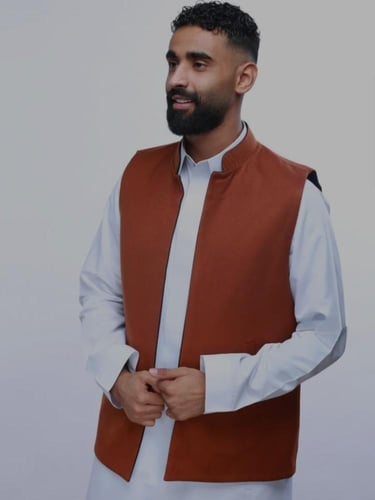 سديري جوخ اسود - بني