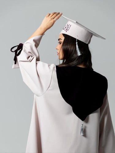 عباية تخرج 2026 فخمه
