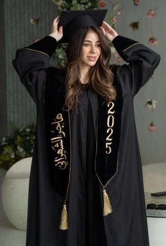 عبايات تخرج انيقه بالاسم جديد