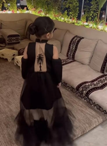 فستان يوم التأسيس