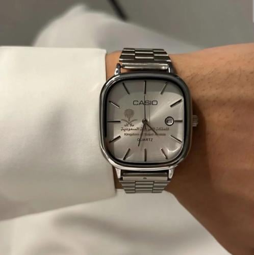 كاسيو السعودية فضي ميناء ابيض