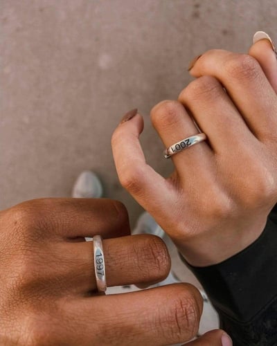 خاتم فضة بنقش التاريخ حسب الطلب