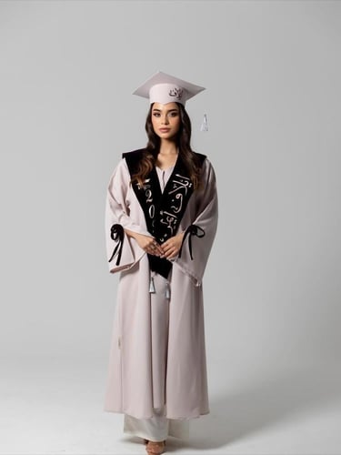 عباية تخرج 2026 فخمه