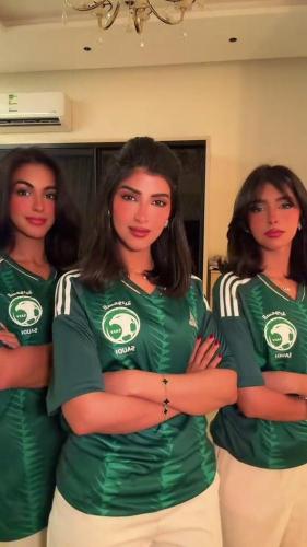 تيشيرت المنتخب الاخضر