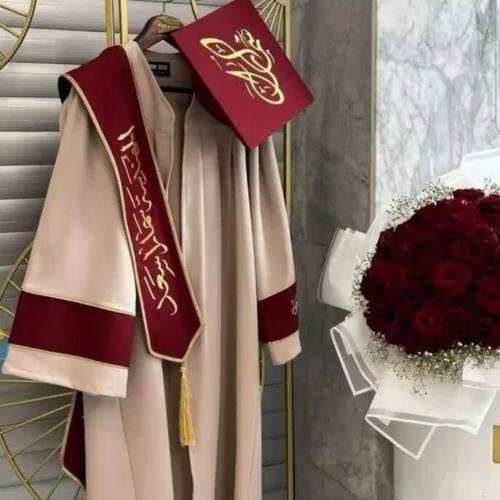 عباية تخرج الاكثر طلباً