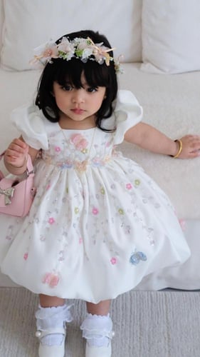 فستان العيد جديد