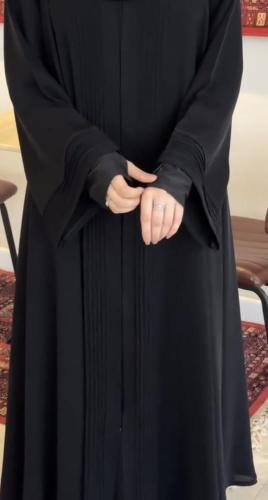عباية إسلامية بشكل ساتر وجميل