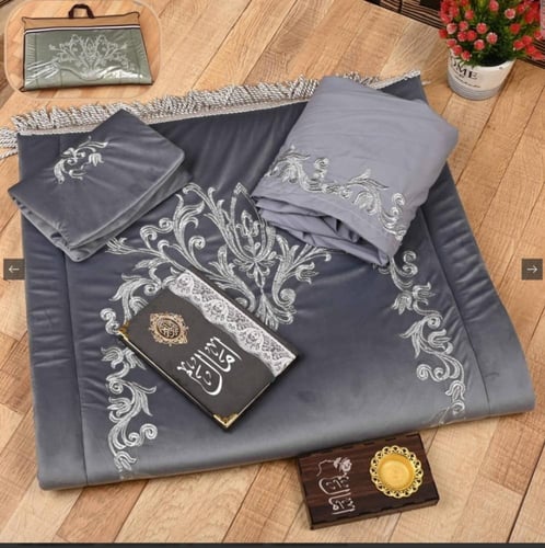 طقم صلاة نسائي