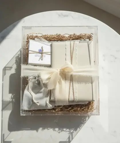 Acrylic gift box