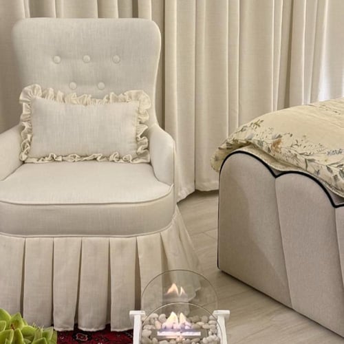 كرسي استرخاء من القماش البوكليه الفاخر