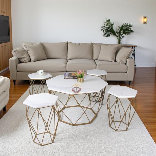 طقم طاولات متداخلة لون ذهبي 5 قطع بسطح شبيه الرخام