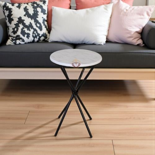 طاولة خدمة تصميم بسيط عملية بأرجل لون أسود وسطح خش...