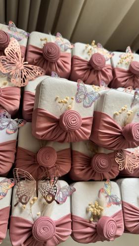 توزيعات علب اكسسوارات جلد