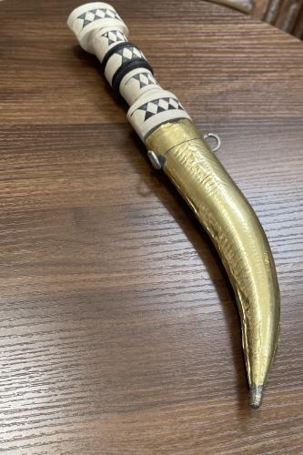 خنجر مجدلاني - وسط