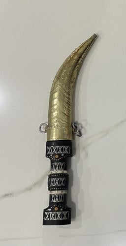 خنجر مجدلاني - وسط