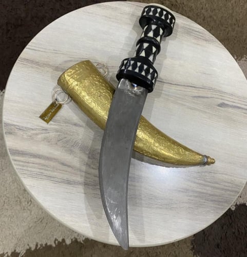 خنجر مجدلاني - كبير