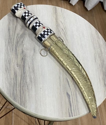 خنجر مجدلاني - كبير