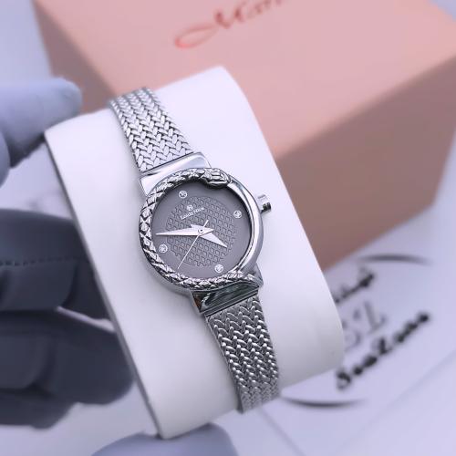 ساعة - نسائية