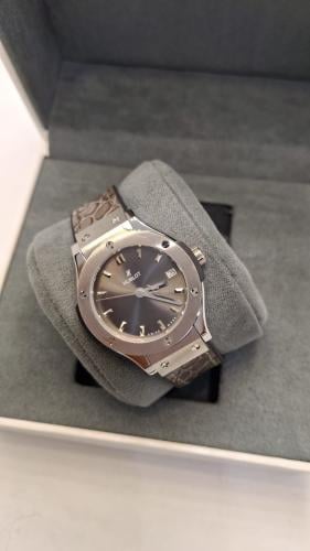 ساعة HUBLOT - نسائي