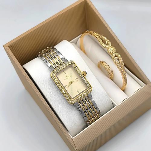 طقم نسائي - ( ساعة ، اسوارة ، خاتم )