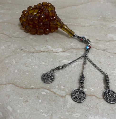 سبحه زعفرانية