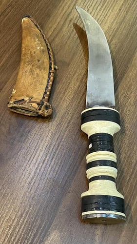 خنجر مجدلاني - كبير