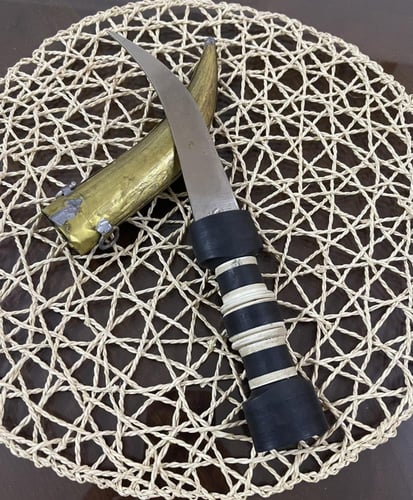 خنجر مجدلاني - وسط