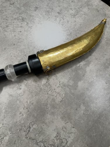 خنجر مجدلاني - وسط