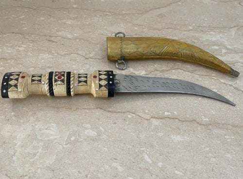 خنجر مجدلاني - كبير