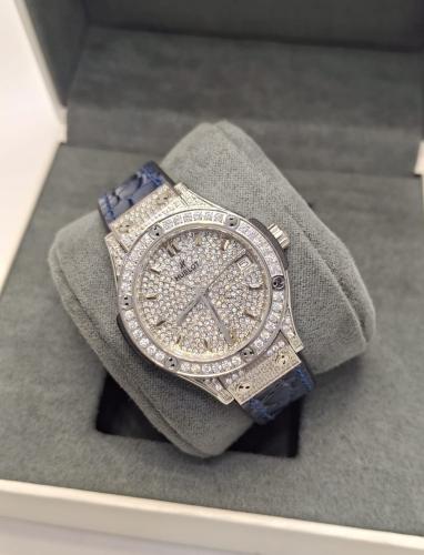ساعة HUBLOT - نسائي