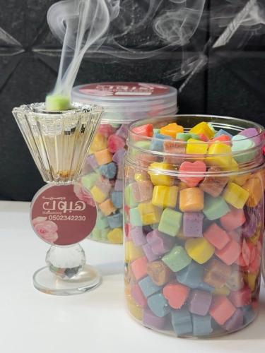 مستكه قلوب من 10 عطور ( كيلو )