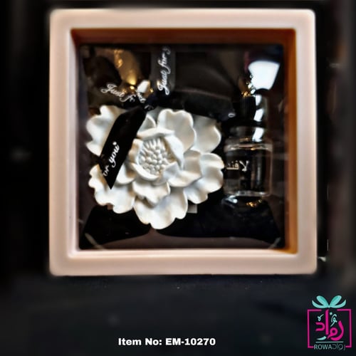 فواحات بعطور لافندر على شكل ورده 12 حبة